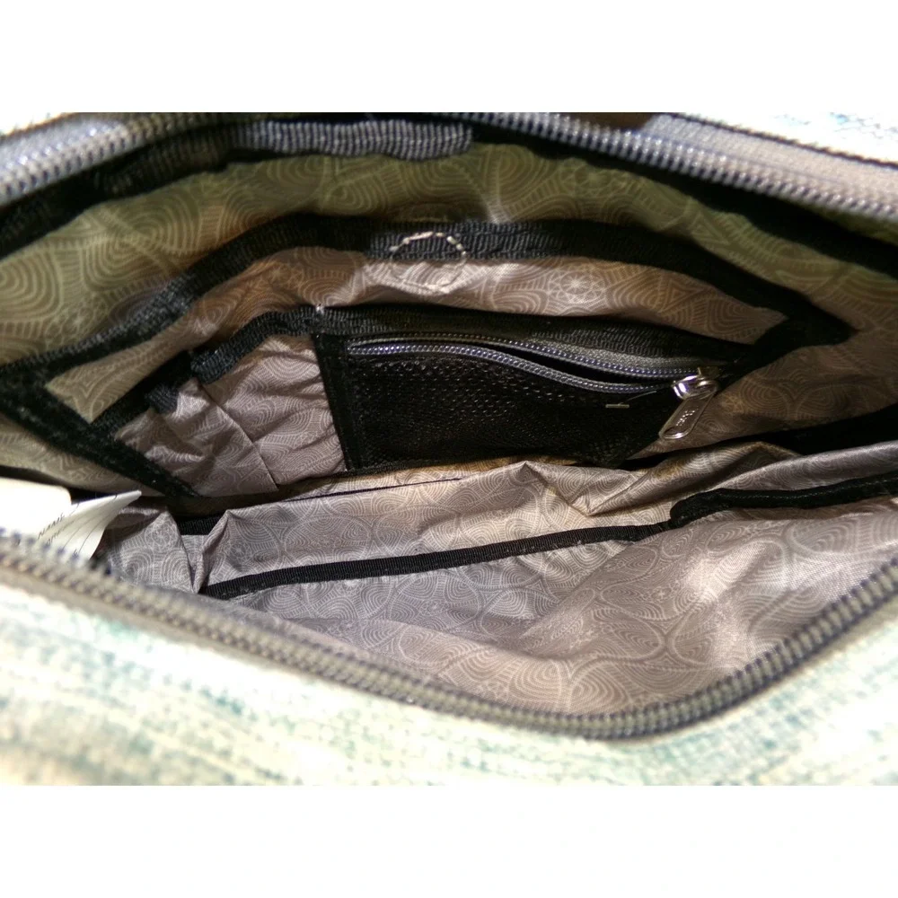 LL Bean Crossbody Purse Green Multiple Compartments Expandable Nylon Feel